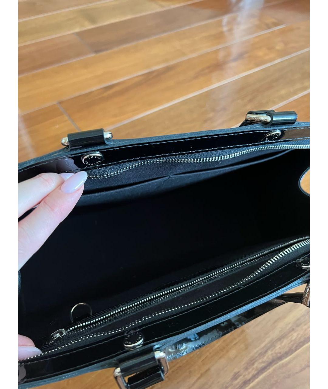 LOUIS VUITTON PRE-OWNED Черная сумка с короткими ручками из лакированной кожи, фото 3