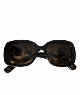 

Солнцезащитные очки PRADA