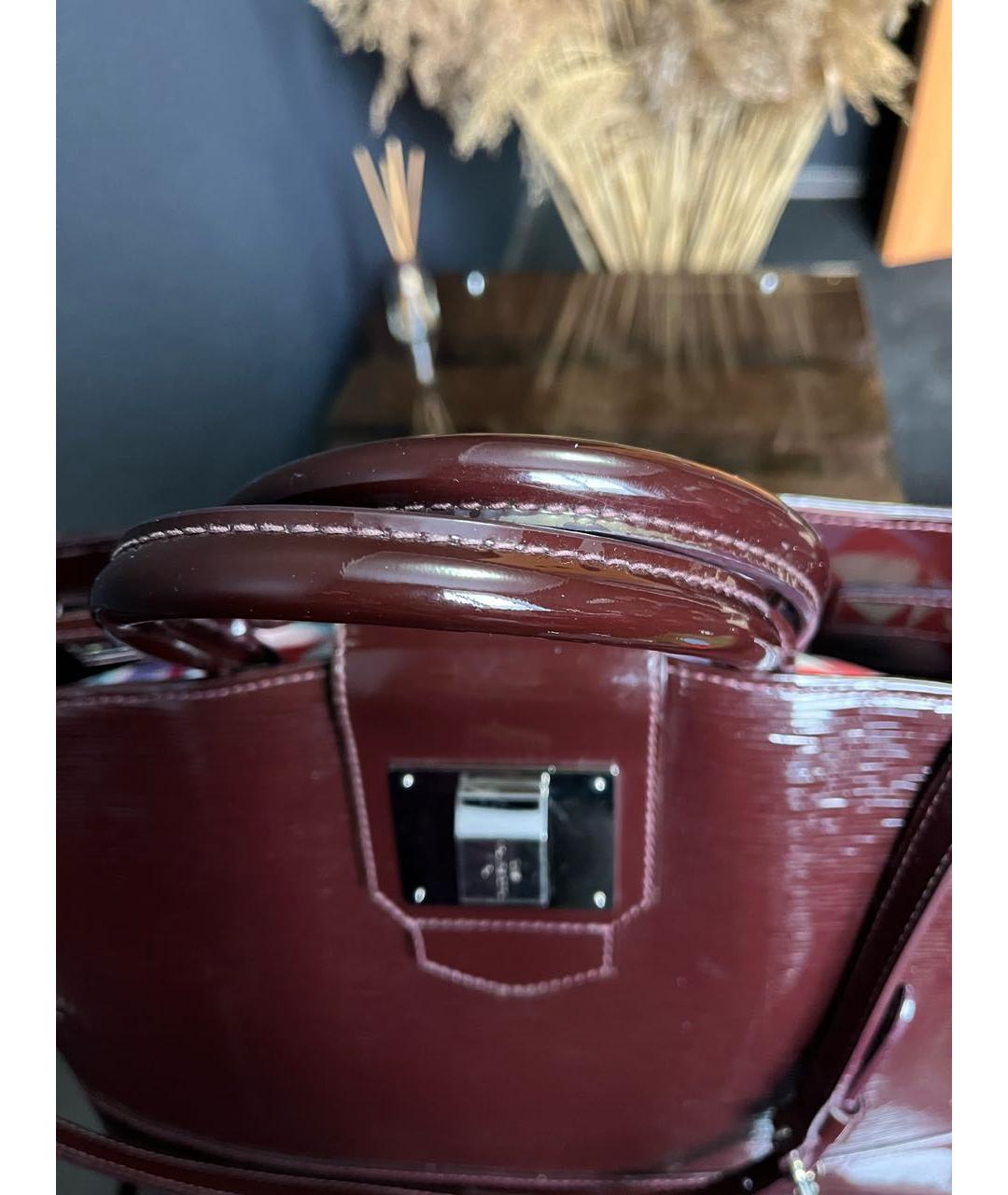 LOUIS VUITTON PRE-OWNED Бордовая кожаная сумка с короткими ручками, фото 8