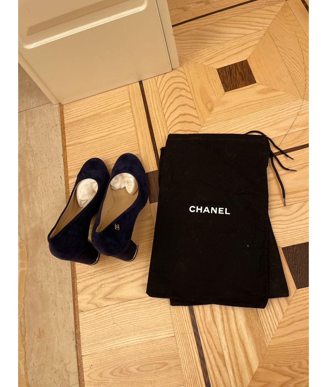 CHANEL Темно-синие замшевые туфли, фото 7