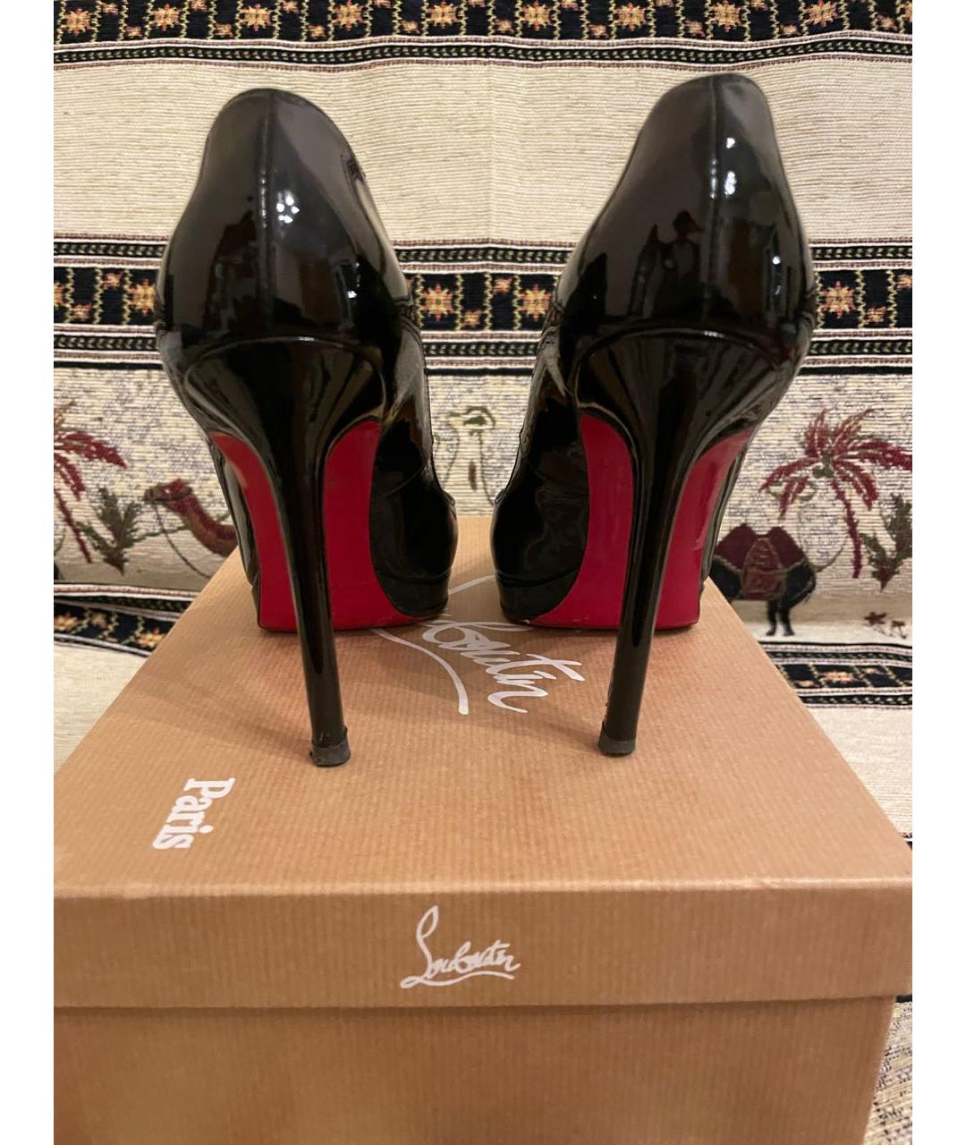 CHRISTIAN LOUBOUTIN Черные туфли из лакированной кожи, фото 4