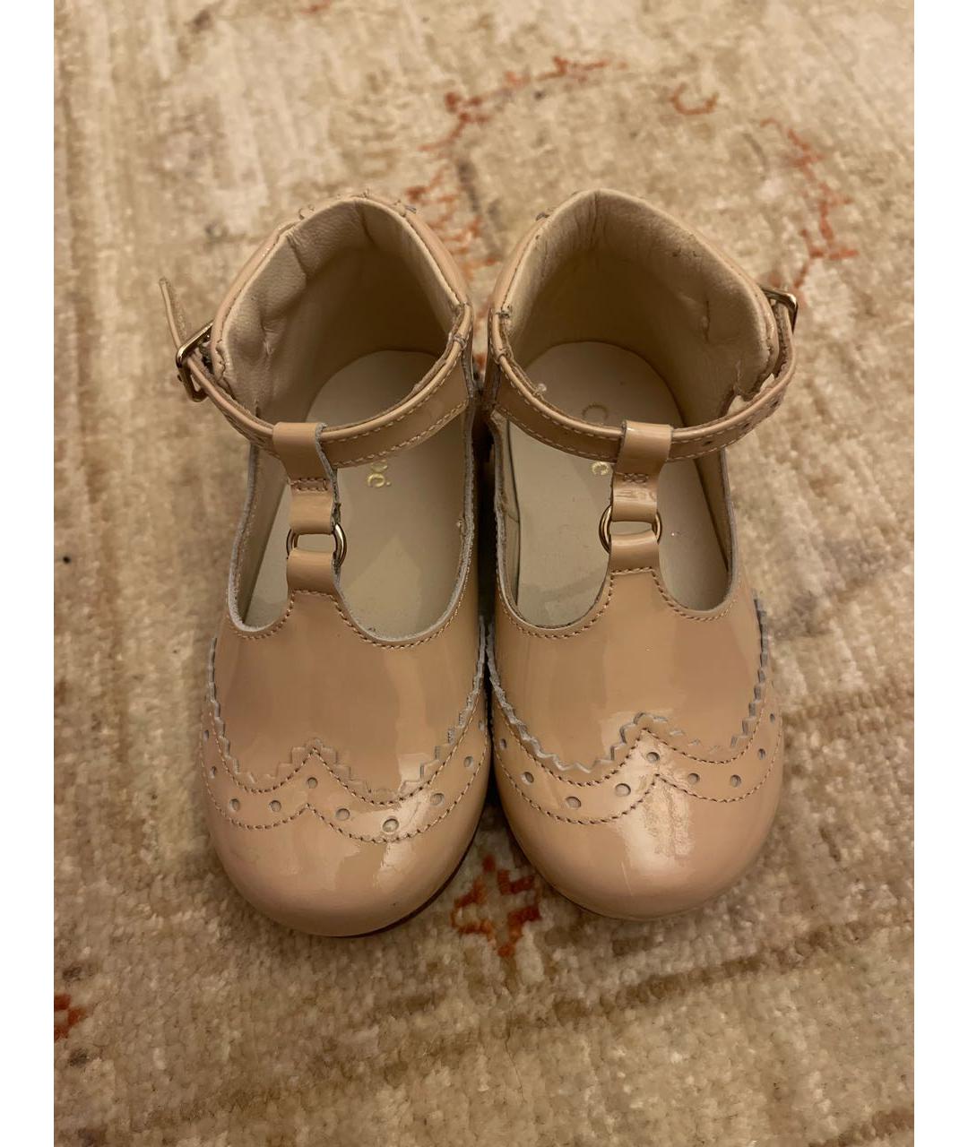 CHLOE Бежевые балетки и туфли из лакированной кожи, фото 2