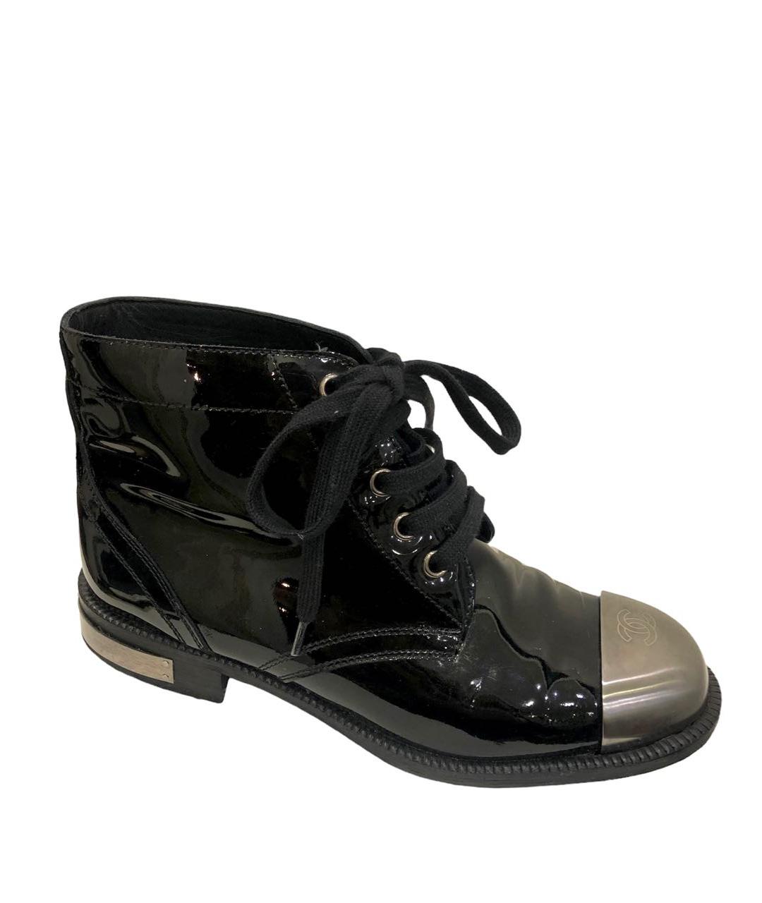 CHANEL Черные ботинки из лакированной кожи, фото 1