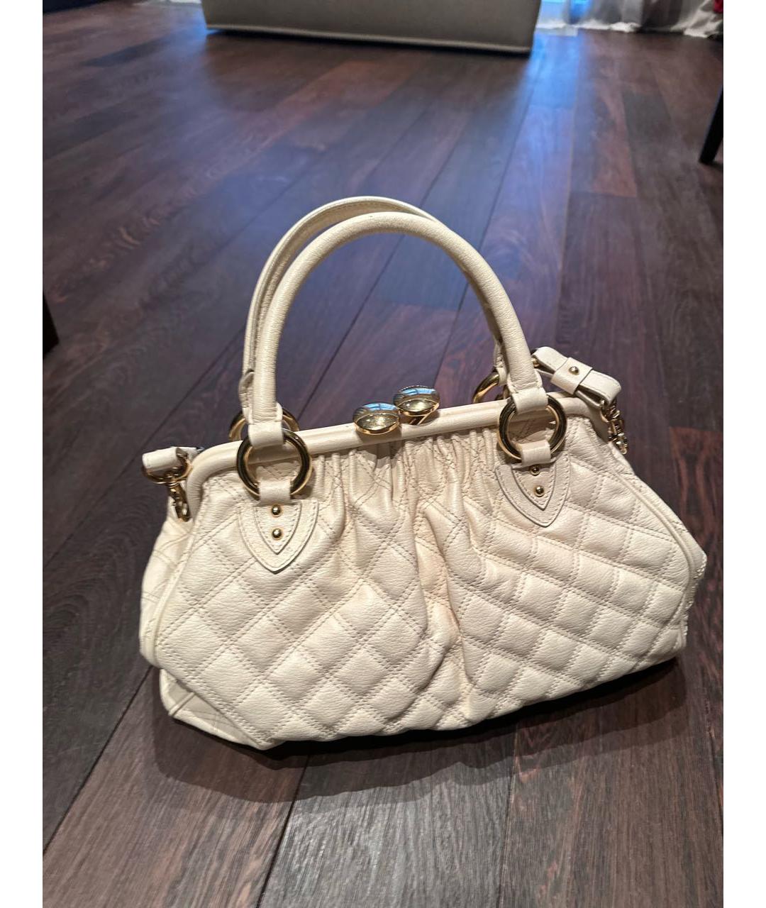 MARC JACOBS Бежевая кожаная сумка с короткими ручками, фото 2