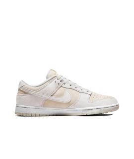 

Низкие кроссовки / кеды NIKE