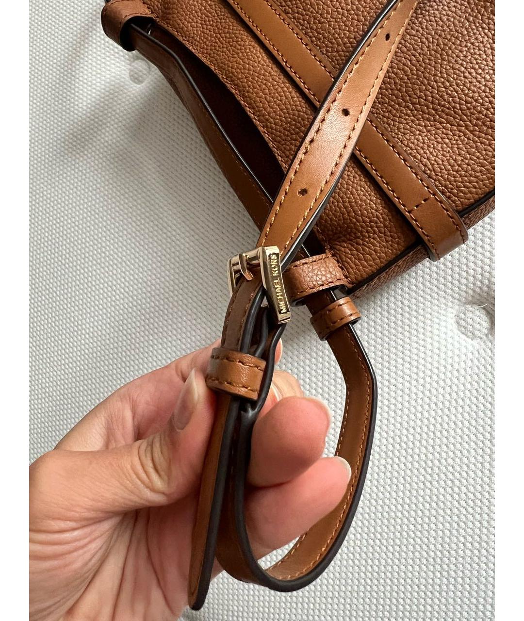 MICHAEL KORS Коричневая кожаная поясная сумка, фото 5
