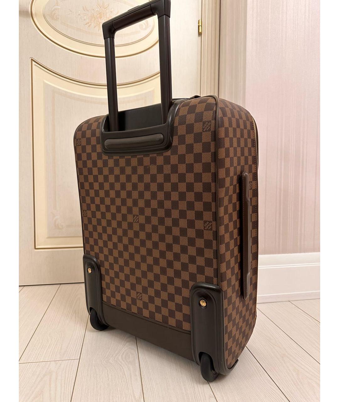 LOUIS VUITTON Коричневый кожаный чемодан, фото 3
