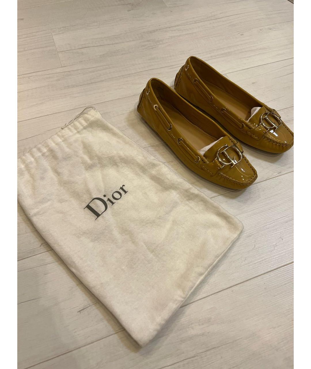 CHRISTIAN DIOR PRE-OWNED Бежевые мокасины из лакированной кожи, фото 5