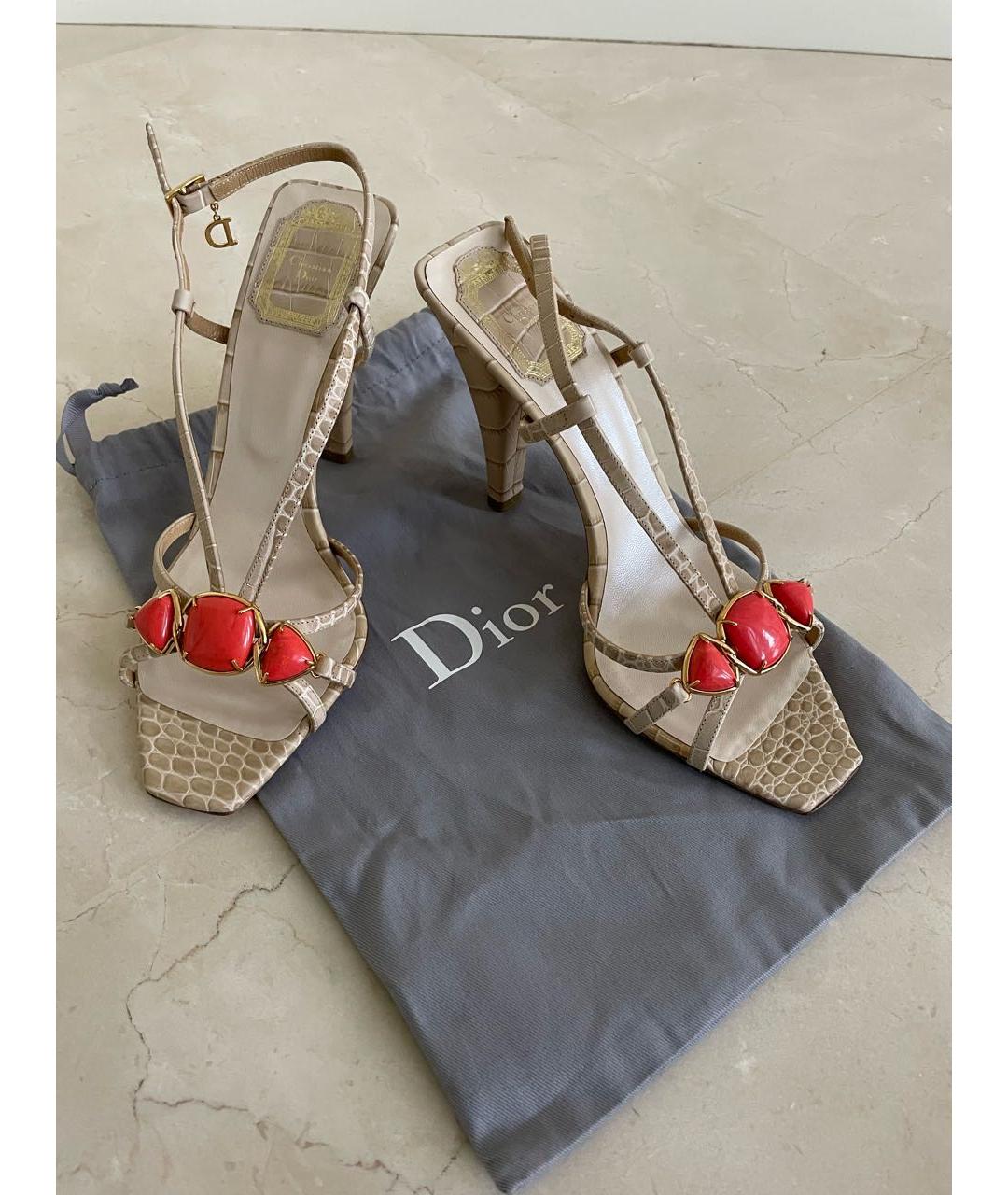 CHRISTIAN DIOR Бежевые кожаные босоножки, фото 3
