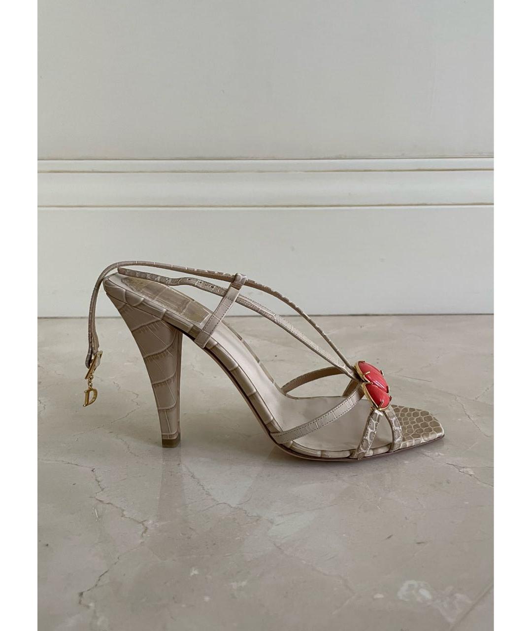 CHRISTIAN DIOR Бежевые кожаные босоножки, фото 9