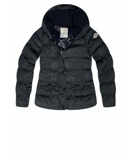 

Пуховик MONCLER