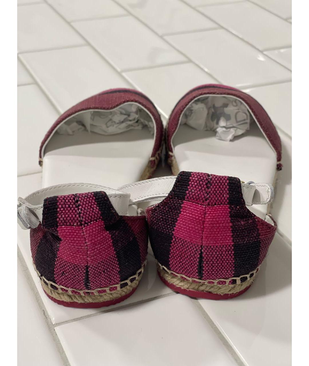 BURBERRY Розовые текстильные сандалии и шлепанцы, фото 3