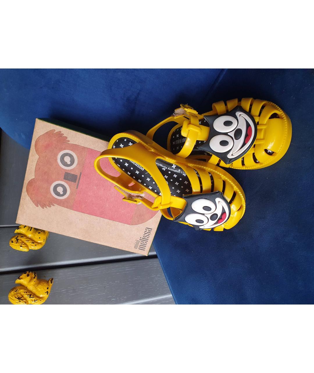 MINI MELISSA Желтые резиновые сандалии и шлепанцы, фото 2