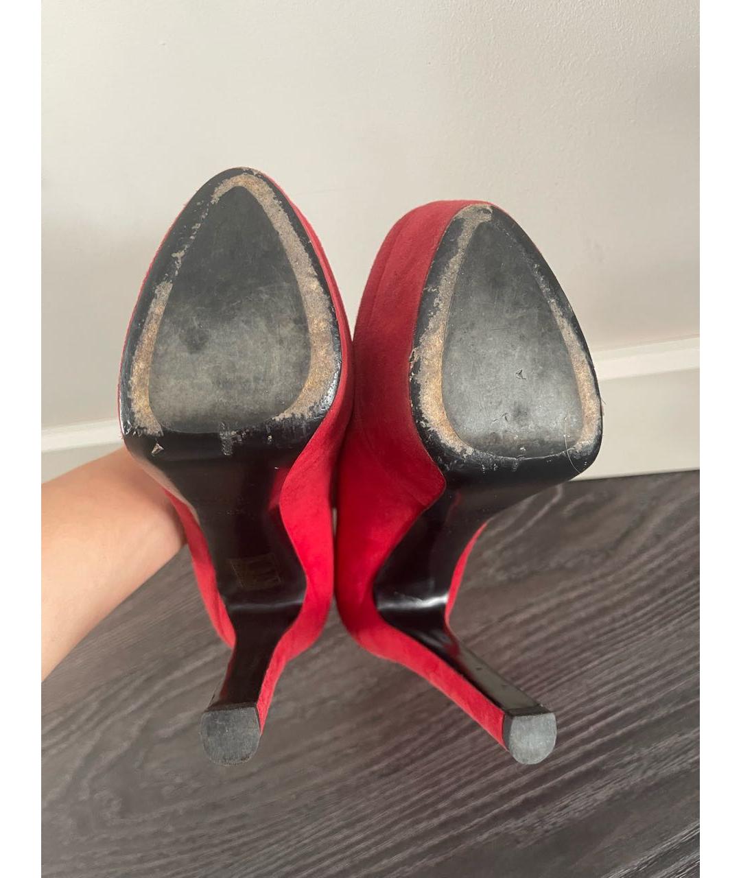 MIU MIU Красные замшевые туфли, фото 5