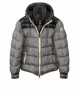 

Пуховик MONCLER