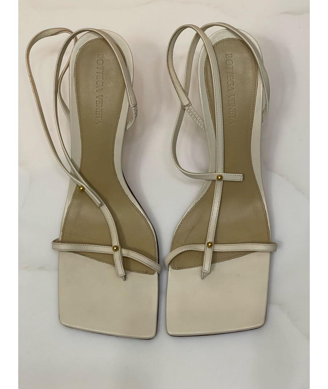 BOTTEGA VENETA Бежевые кожаные туфли, фото 3