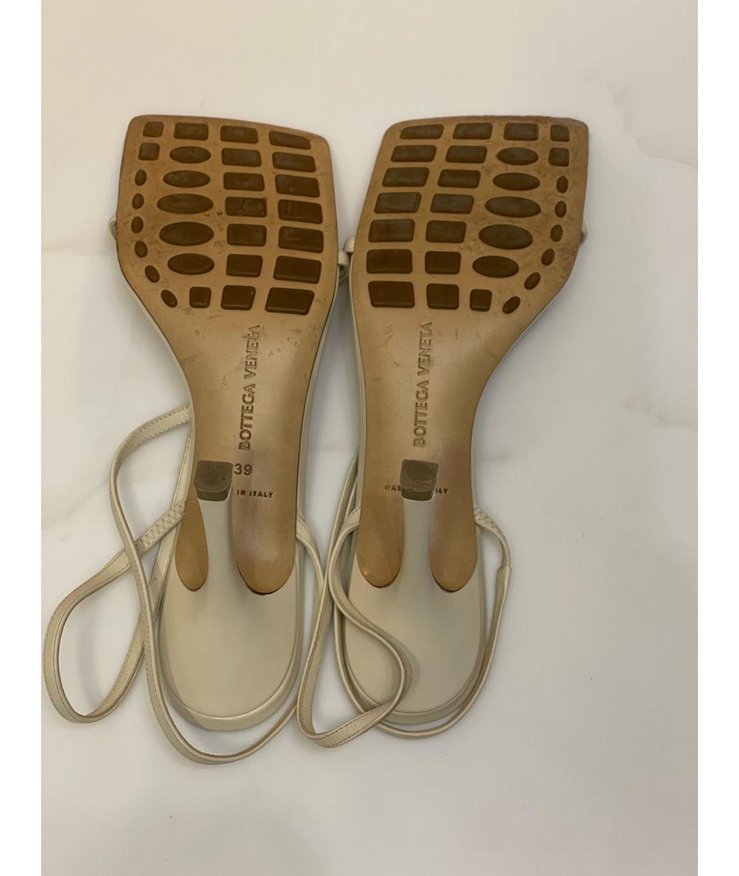 BOTTEGA VENETA Бежевые кожаные туфли, фото 5
