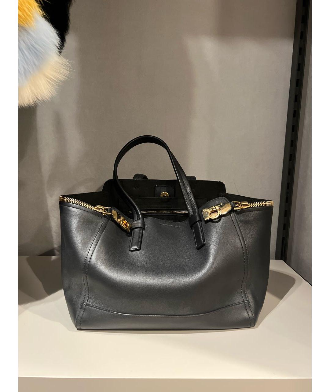 FERRAGAMO Черная кожаная сумка с короткими ручками, фото 4