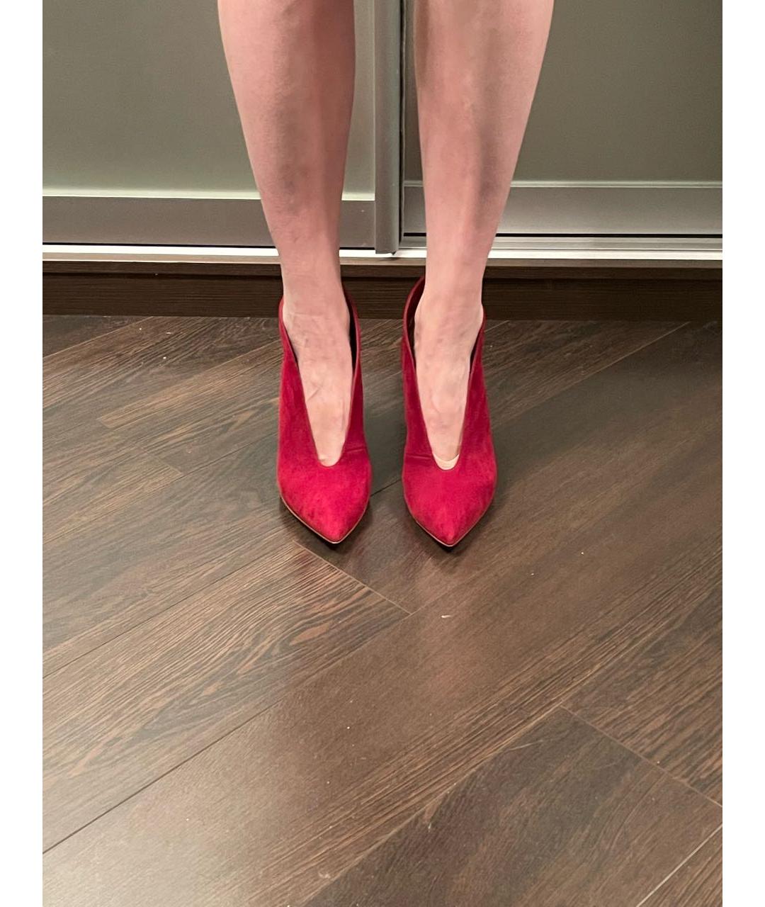 GIANVITO ROSSI Бордовые замшевые ботильоны, фото 7