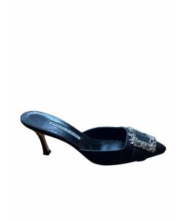 

Лодочки на низком каблуке MANOLO BLAHNIK