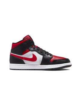 

Высокие кроссовки / кеды JORDAN