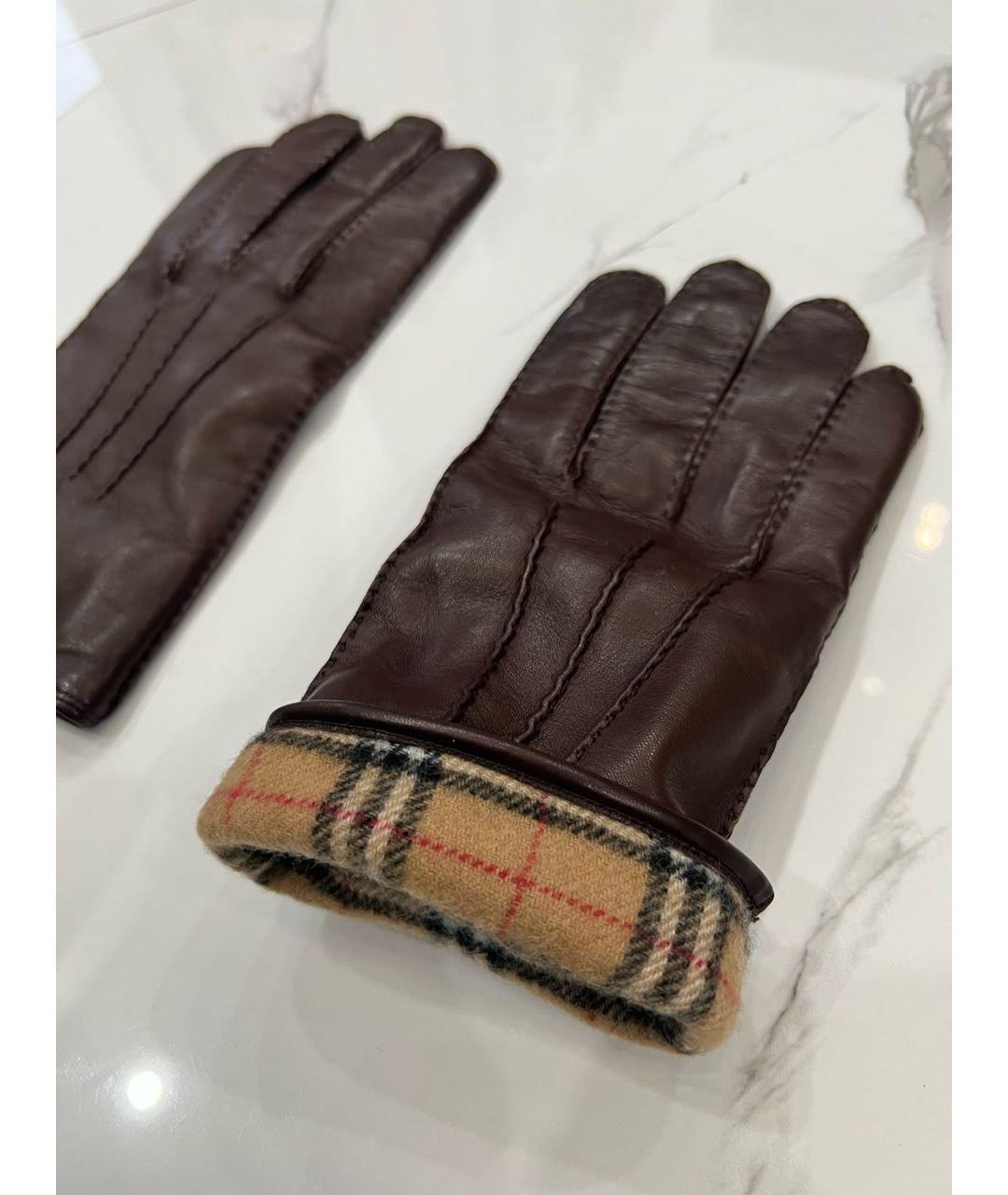 BURBERRY Коричневые кожаные перчатки, фото 2