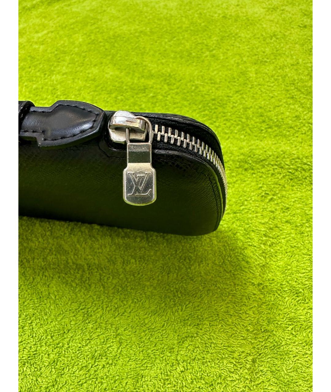 LOUIS VUITTON Черная кожаная барсетка, фото 4