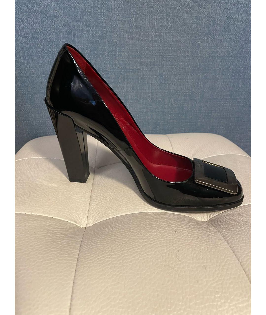 ROGER VIVIER Черные туфли из лакированной кожи, фото 5
