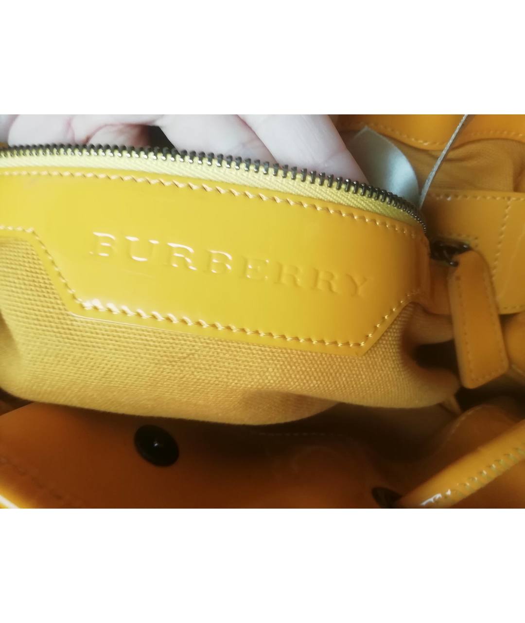 BURBERRY Желтая сумка тоут из искусственной кожи, фото 4