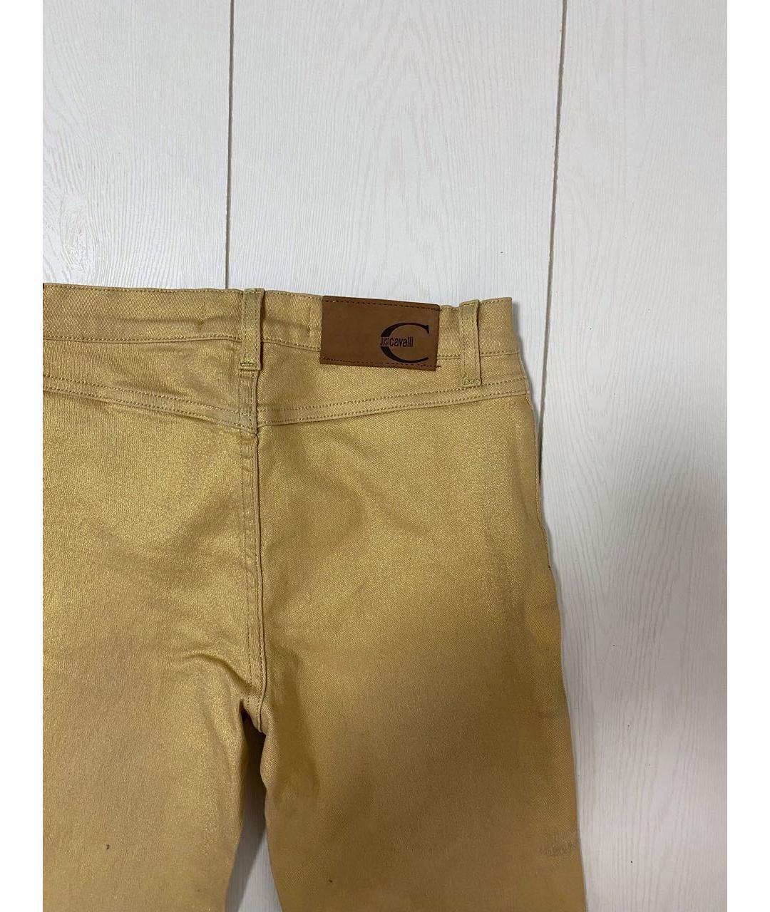 JUST CAVALLI Золотые хлопко-эластановые брюки узкие, фото 4