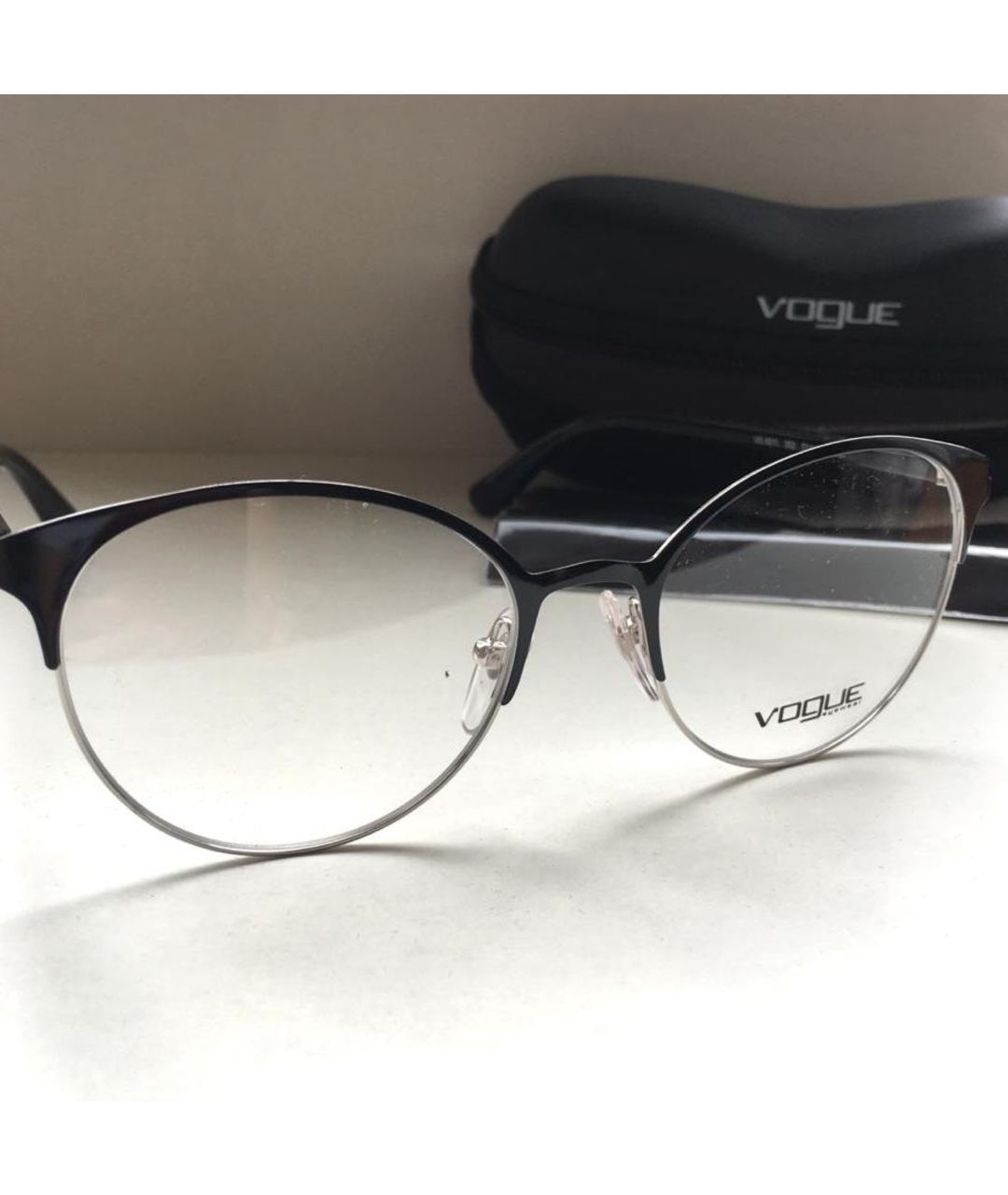 VOGUE EYEWEAR Черные металлические солнцезащитные очки, фото 3