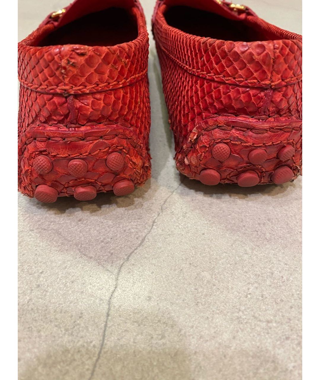 LOUIS VUITTON PRE-OWNED Красные мокасины из экзотической кожи, фото 4