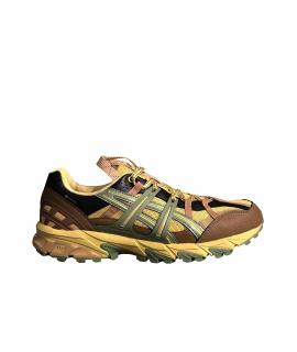 

Низкие кроссовки / кеды ASICS