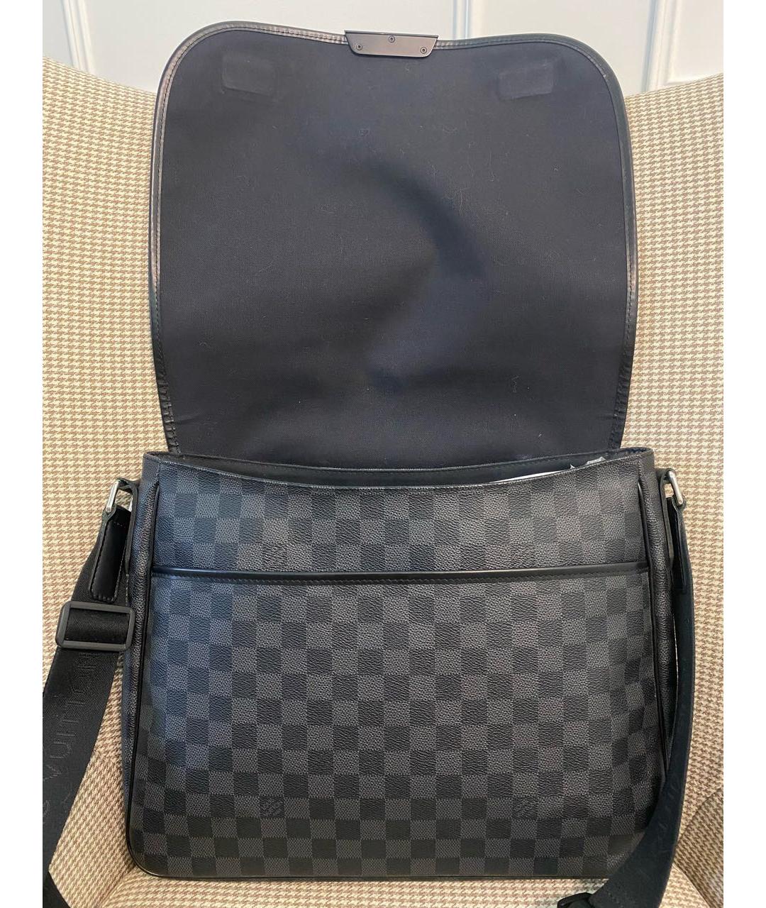 LOUIS VUITTON Черная сумка на плечо, фото 6