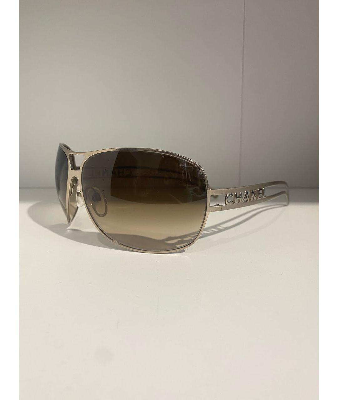 CHANEL PRE-OWNED Серебряные металлические солнцезащитные очки, фото 2