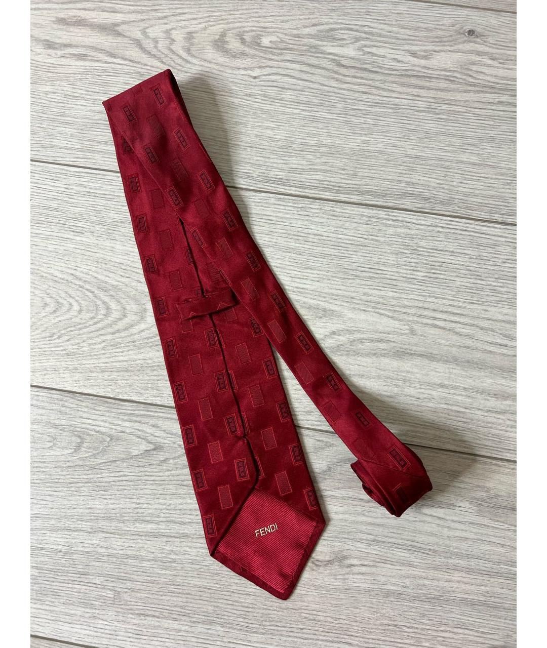 FENDI Красный шелковый галстук, фото 3