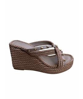 VALENTINO Босоножки