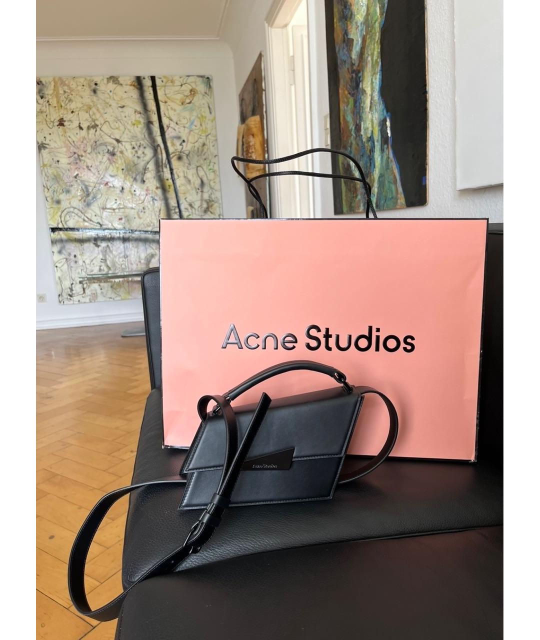 ACNE STUDIOS Черная кожаная сумка через плечо, фото 4