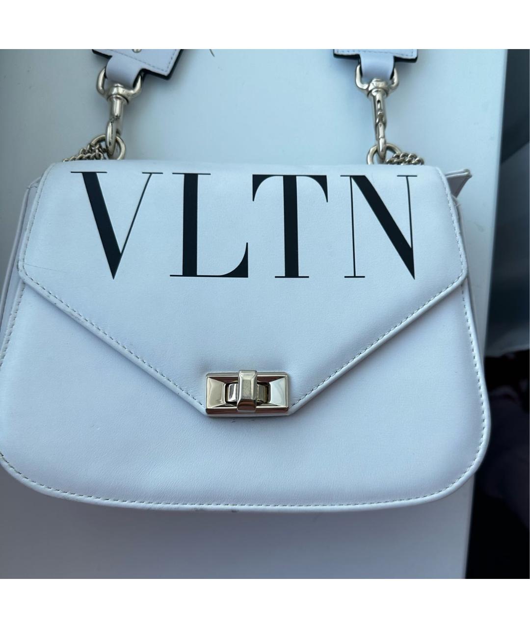 VALENTINO Белая кожаная сумка через плечо, фото 7