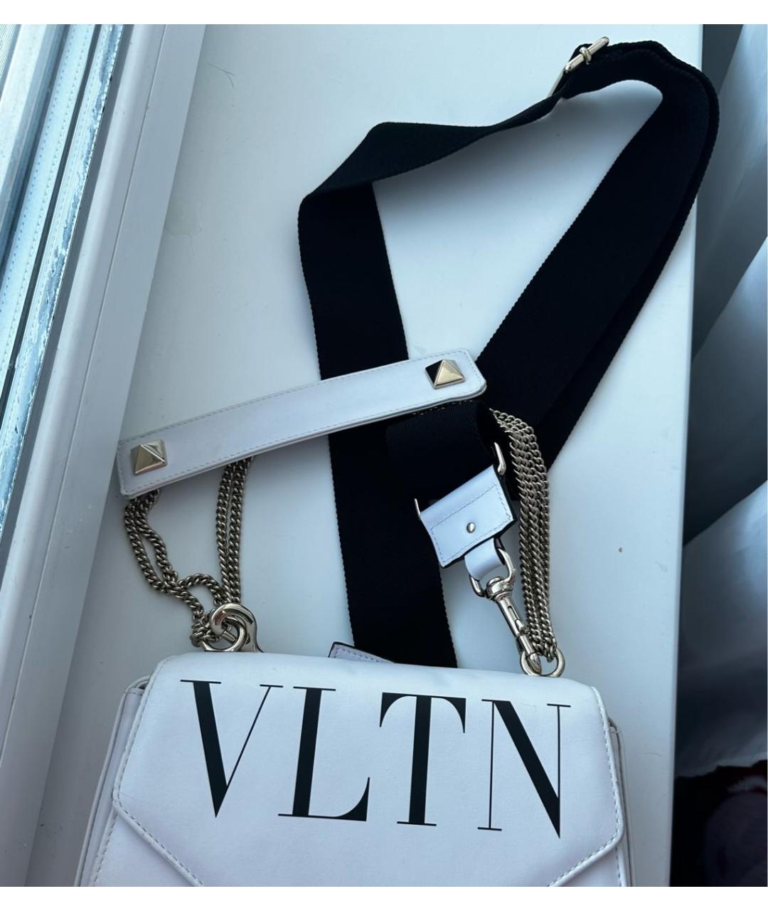 VALENTINO Белая кожаная сумка через плечо, фото 3