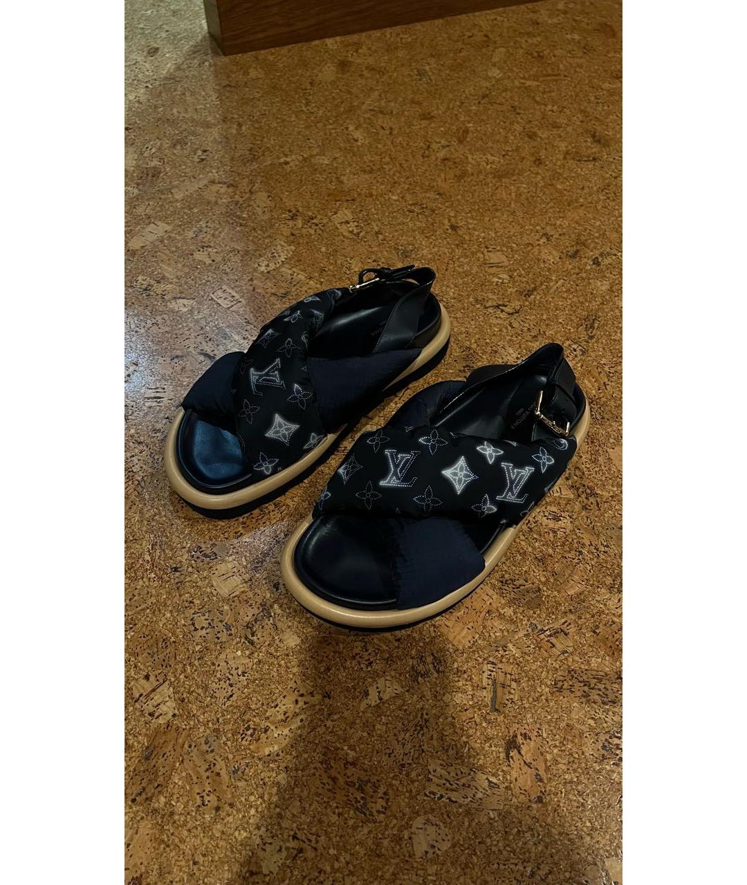 LOUIS VUITTON PRE-OWNED Темно-синие текстильные сандалии, фото 7