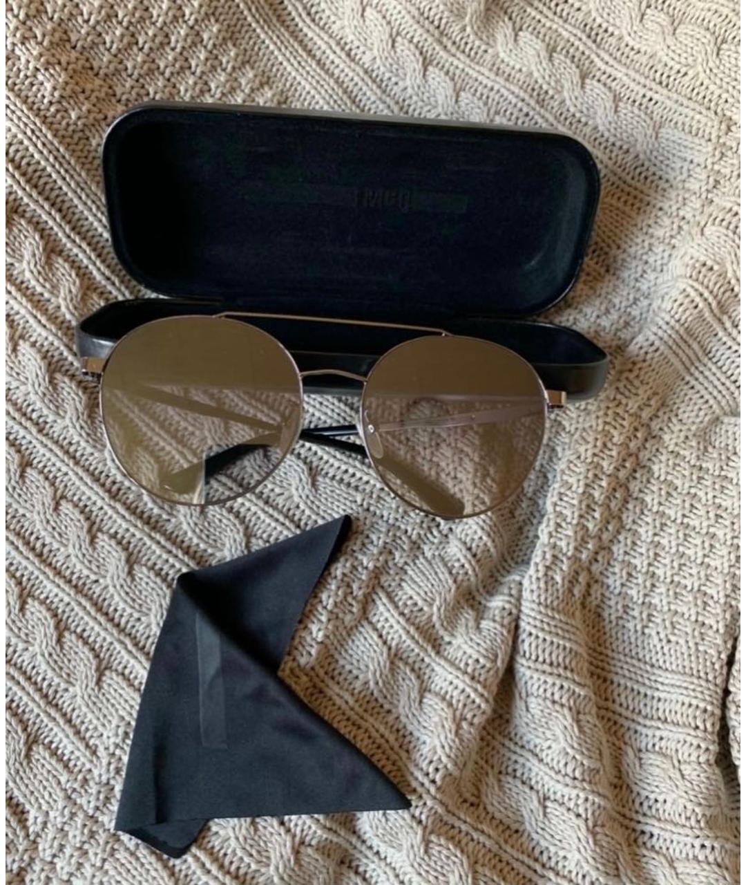 ALEXANDER MCQUEEN Серые металлические солнцезащитные очки, фото 8