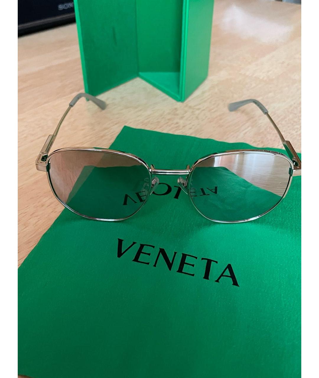 BOTTEGA VENETA Серебряные металлические солнцезащитные очки, фото 9
