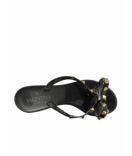 

Шлепанцы VALENTINO
