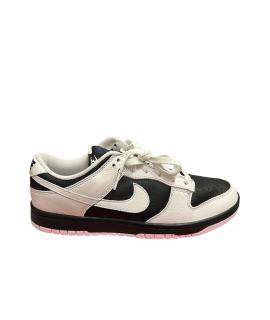 

Низкие кроссовки / кеды NIKE