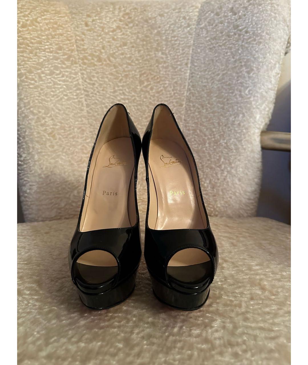 CHRISTIAN LOUBOUTIN Черные туфли из лакированной кожи, фото 2