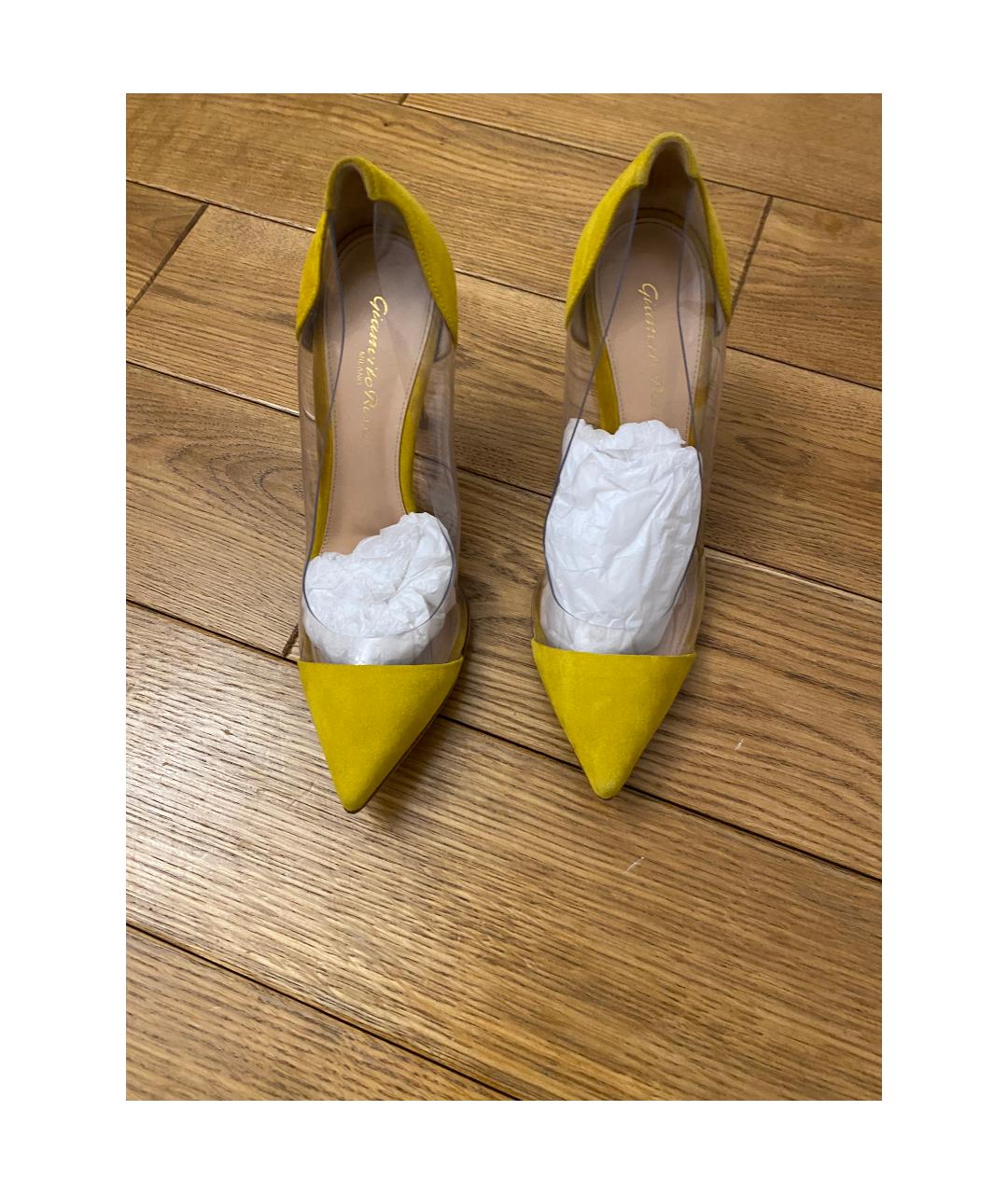 GIANVITO ROSSI Желтые замшевые лодочки на низком каблуке, фото 2