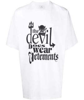 

Футболка VETEMENTS