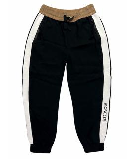 

Спортивные брюки и шорты MONCLER