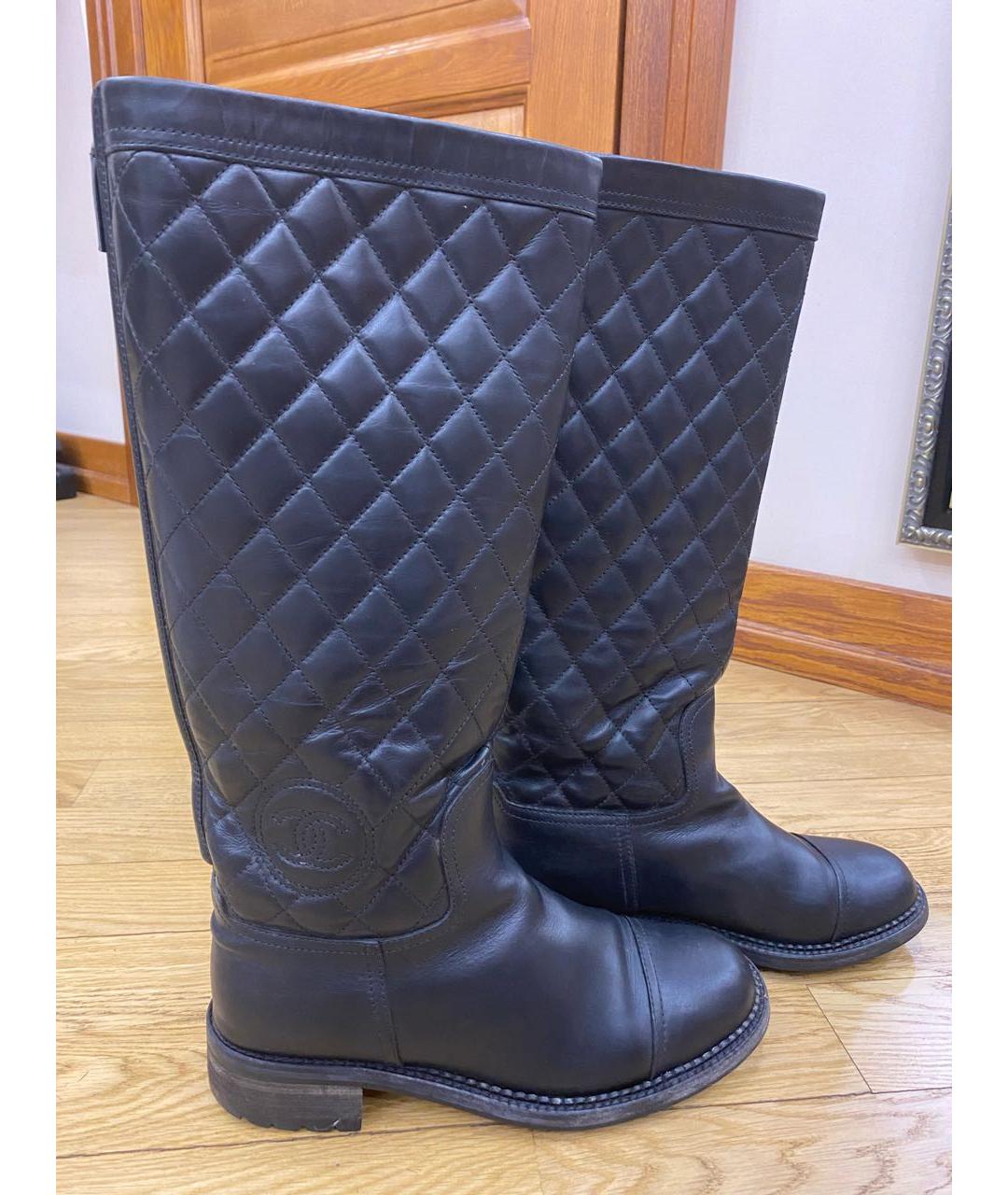CHANEL Черные кожаные сапоги, фото 5